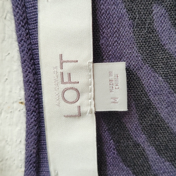 LOFT Black and Purple Animal Print Cardigan - Picture 3 of 5